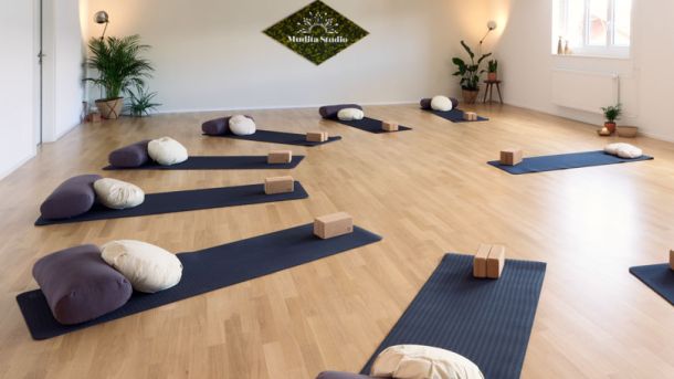 La salle de yoga MuditaStudio